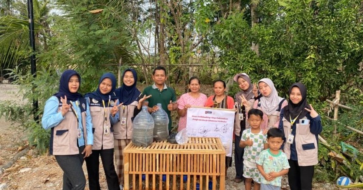 STIKES MABORO LUNCURKAN PROGRAM EKONOMI SIRKULER "TARI MODUS LETING" DI DESA JATIBLIMBING